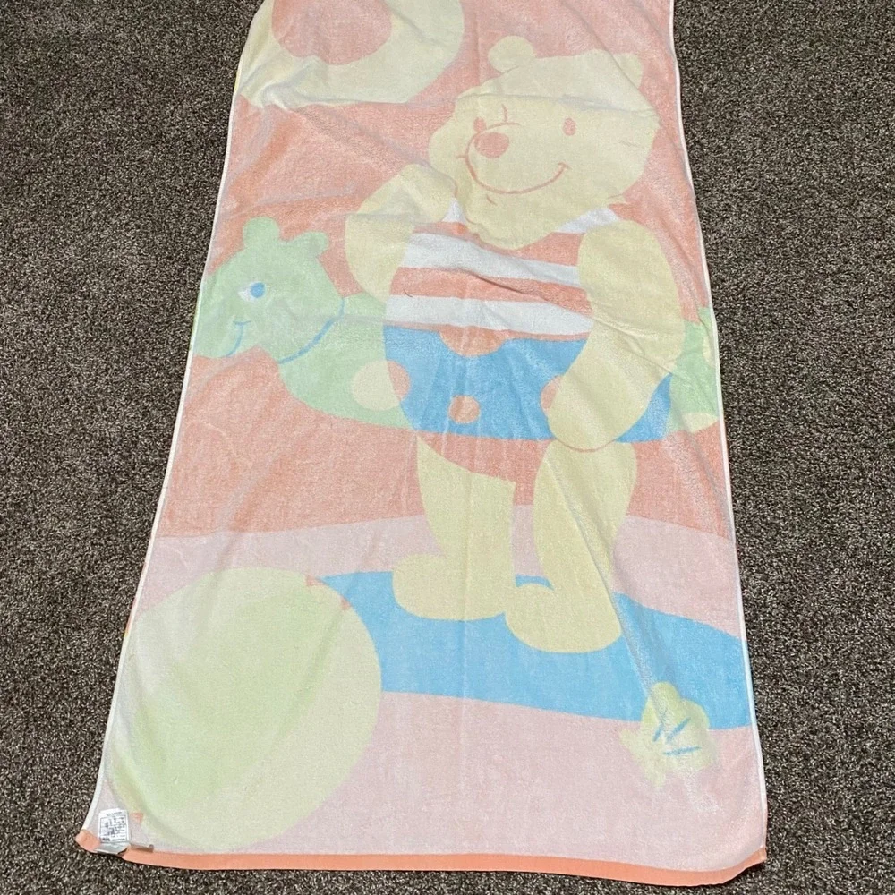 Vintage Disney Winnie the Pooh Beach Towel Sun Graphic Kids‎ Poolside Fun